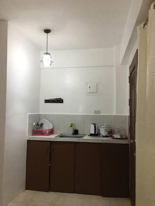 Apartment Boracay Front Station 3 Unit A17 *
