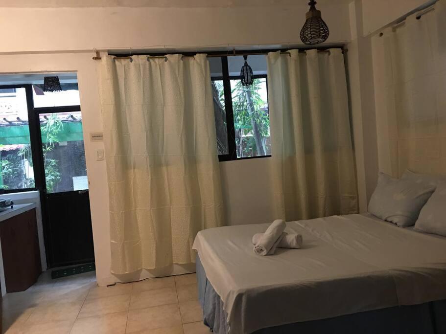 Boracay Front Station 3 Unit A17 Apartment Manoc-Manoc